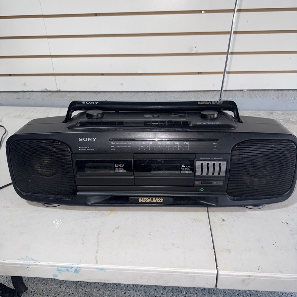 Sony CFS-DW34 Radio-Cassette Recorder Mega Bass‎ CD Line Dubbing EXCELLENT NICE - Picture 2 of 12